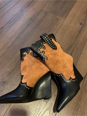 AKIRA Two-Tone Western Ankle Boots in Black & Brown